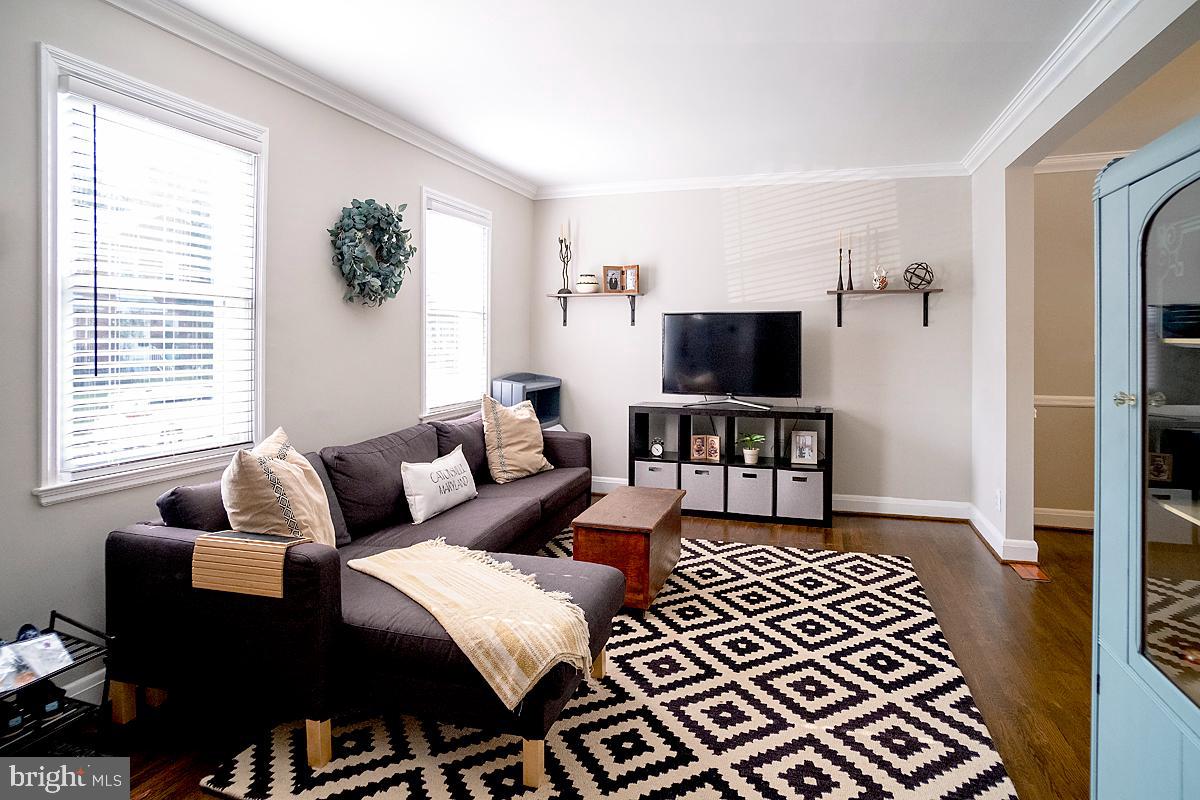 35 Briarwood Road Baltimore, MD 21228 - Photo 5 of 19 Gallery Image 5