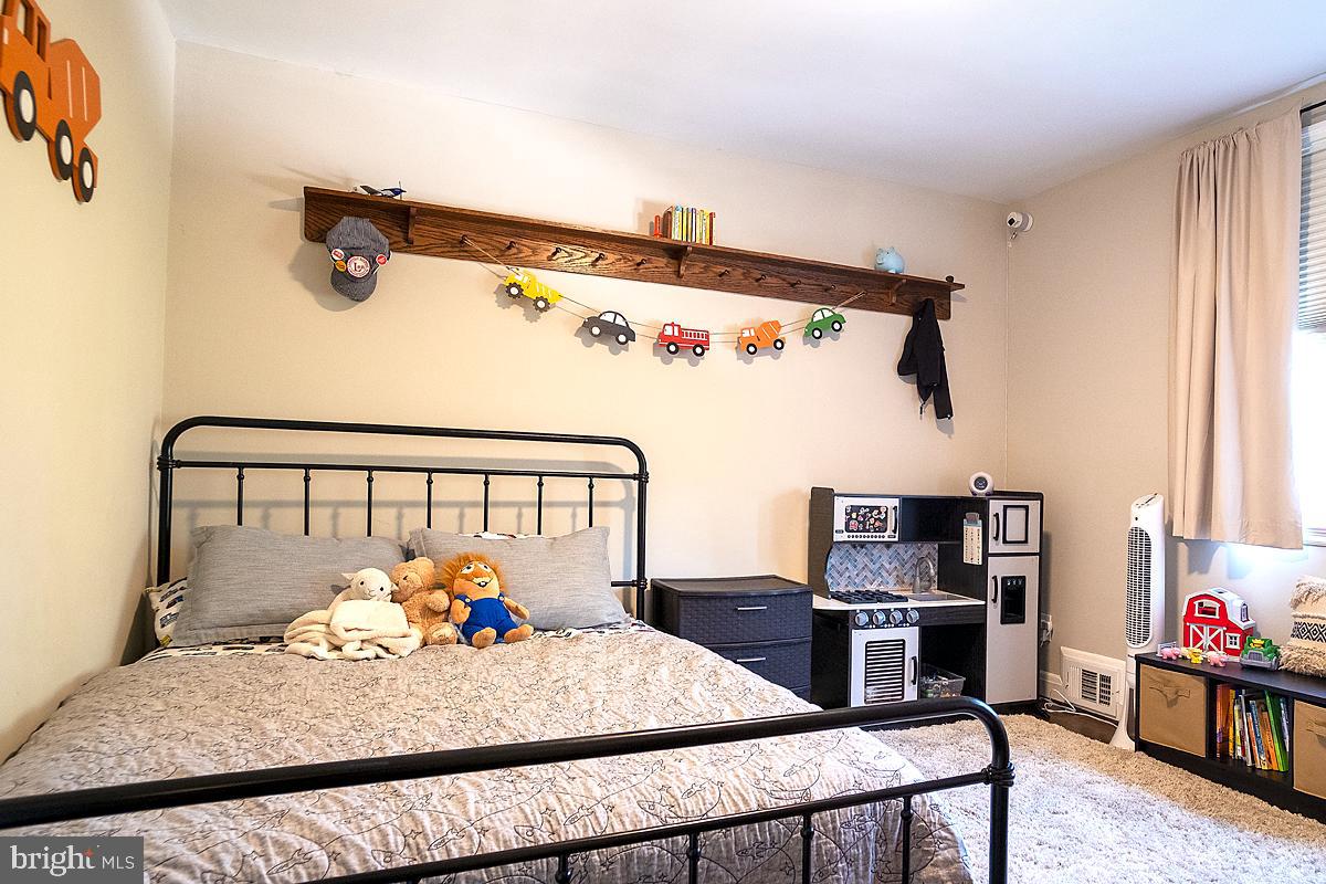 35 Briarwood Road Baltimore, MD 21228 - Photo 10 of 19 Gallery Image 10