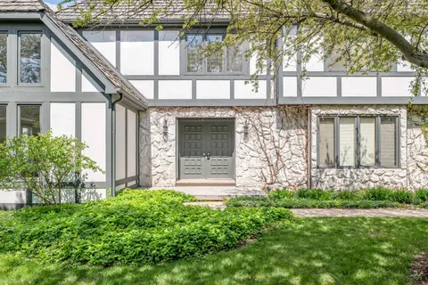 $499,000 | 8 Heaton Court, Sugar Grove, IL 60554