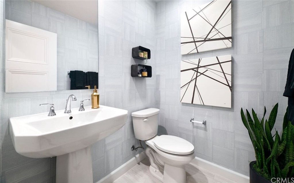 126 Lantana Drive Stanton, CA 90680 - Photo 7 of 19 Photos are of Model Home not actual home.