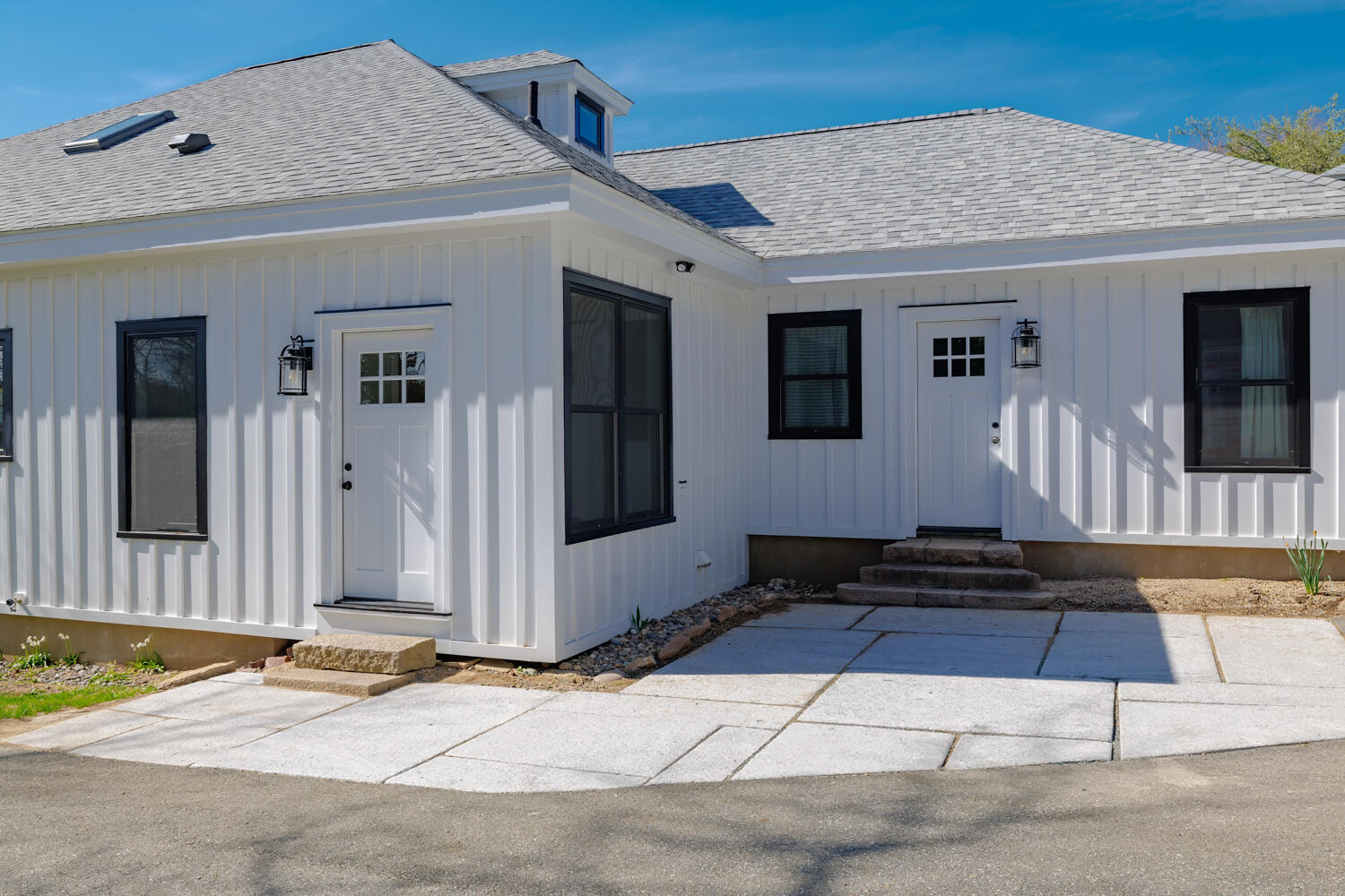 41 Main Street Mount Desert, ME 04675 - Photo 4 of 52 4-38-Side entry