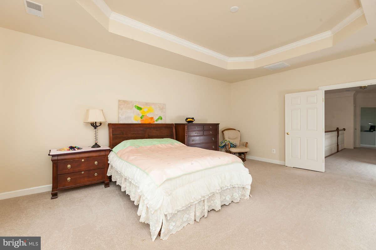 1909 Cranbourne Road Lutherville-Timonium, MD 21093 - Photo 11 of 19 Bedroom (Master)