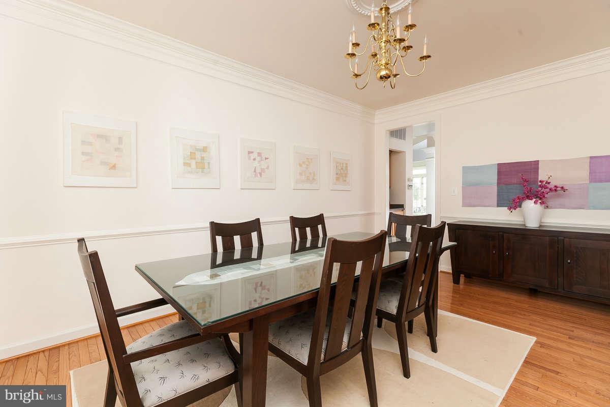 1909 Cranbourne Road Lutherville-Timonium, MD 21093 - Photo 3 of 19 Dining Room