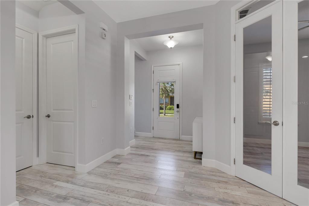 8427 Reymont Street Orlando, FL 32827 - Photo 11 of 37