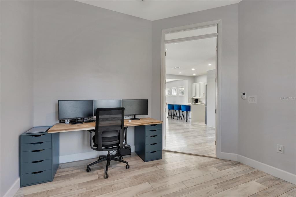 8427 Reymont Street Orlando, FL 32827 - Photo 13 of 37