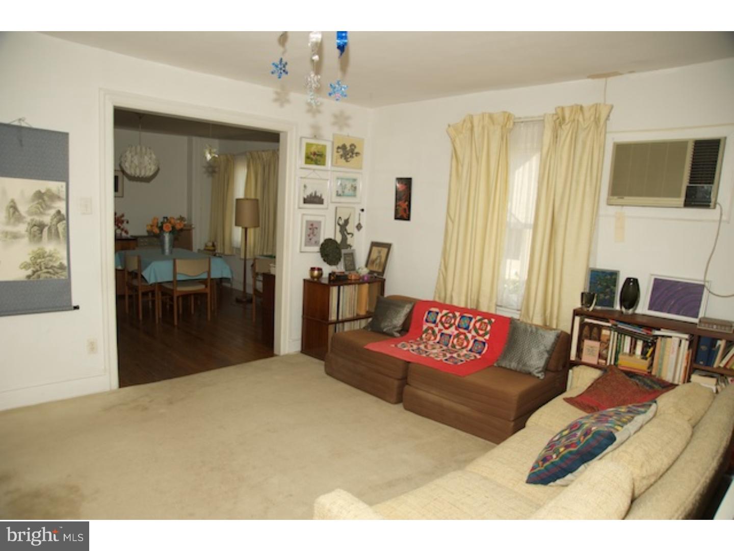 335 Oxford Road Havertown, PA 19083 - Photo 13 of 21 Living Room