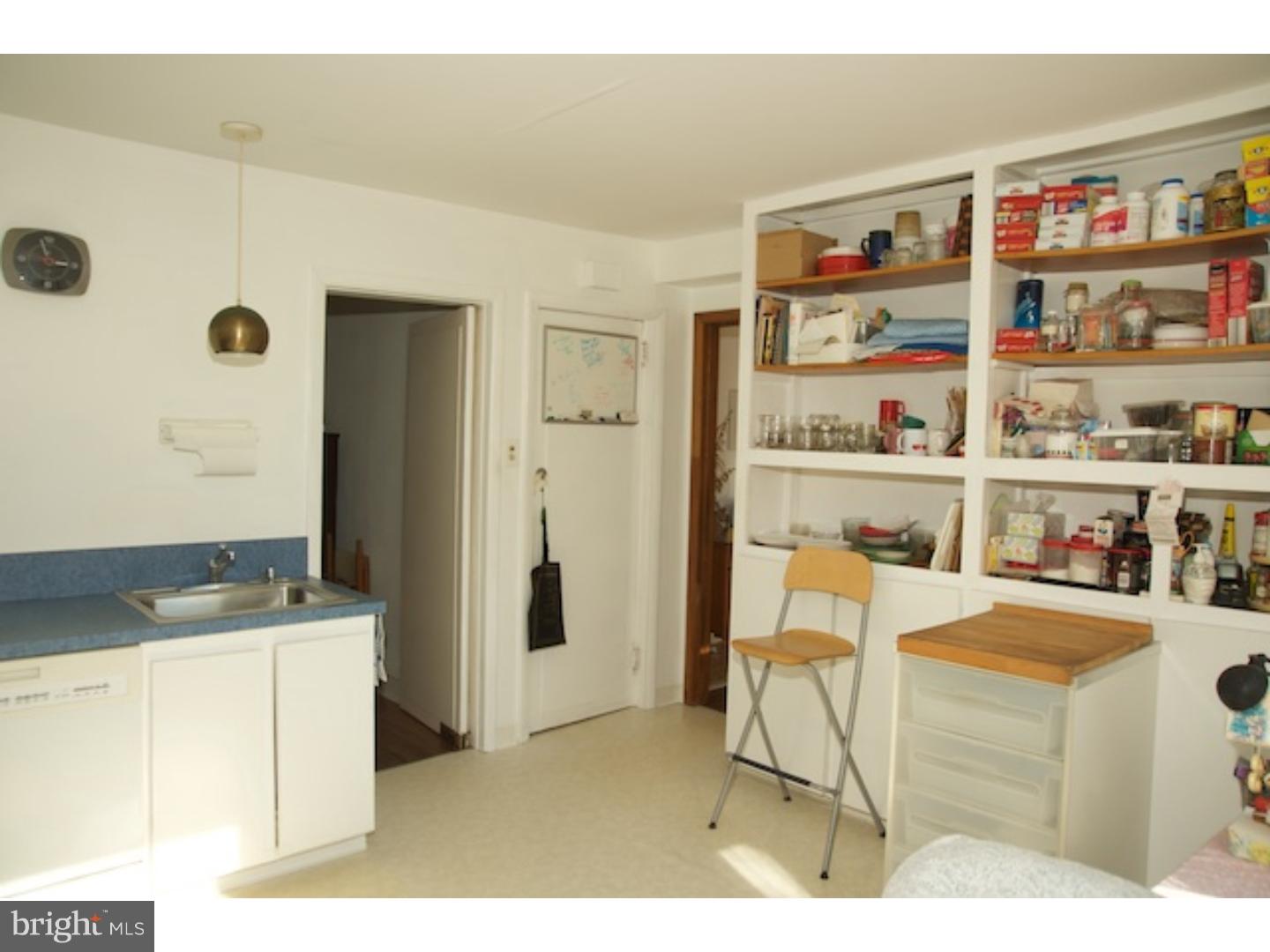335 Oxford Road Havertown, PA 19083 - Photo 16 of 21 Kitchen