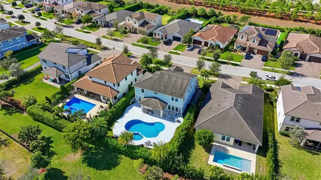 $890,000 | 1120 Wandering Willow Way, Loxahatchee, FL 33470