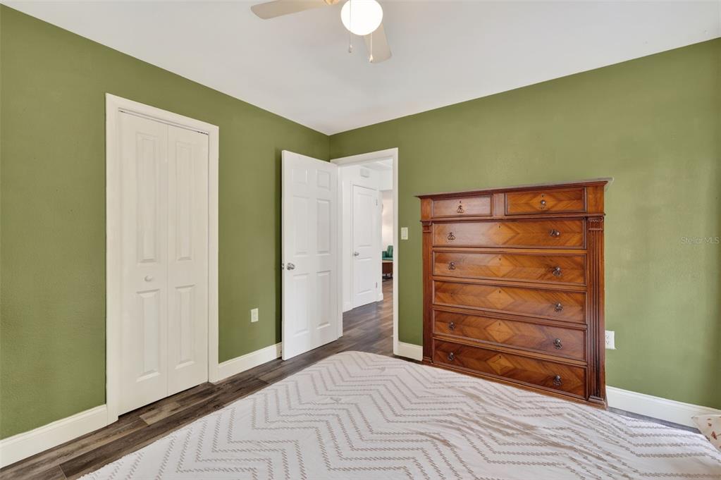 5537 Lake Street Mount Dora, FL 32757 - Photo 15 of 31