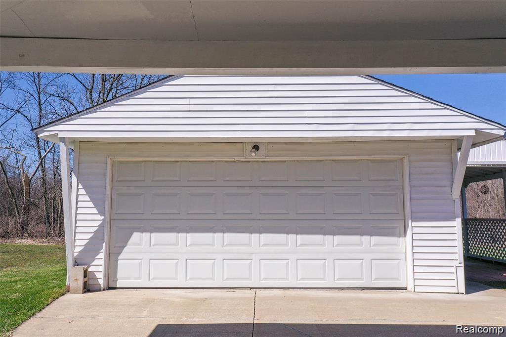 4433 North Vassar Road Flint, MI 48506 - Photo 6 of 21