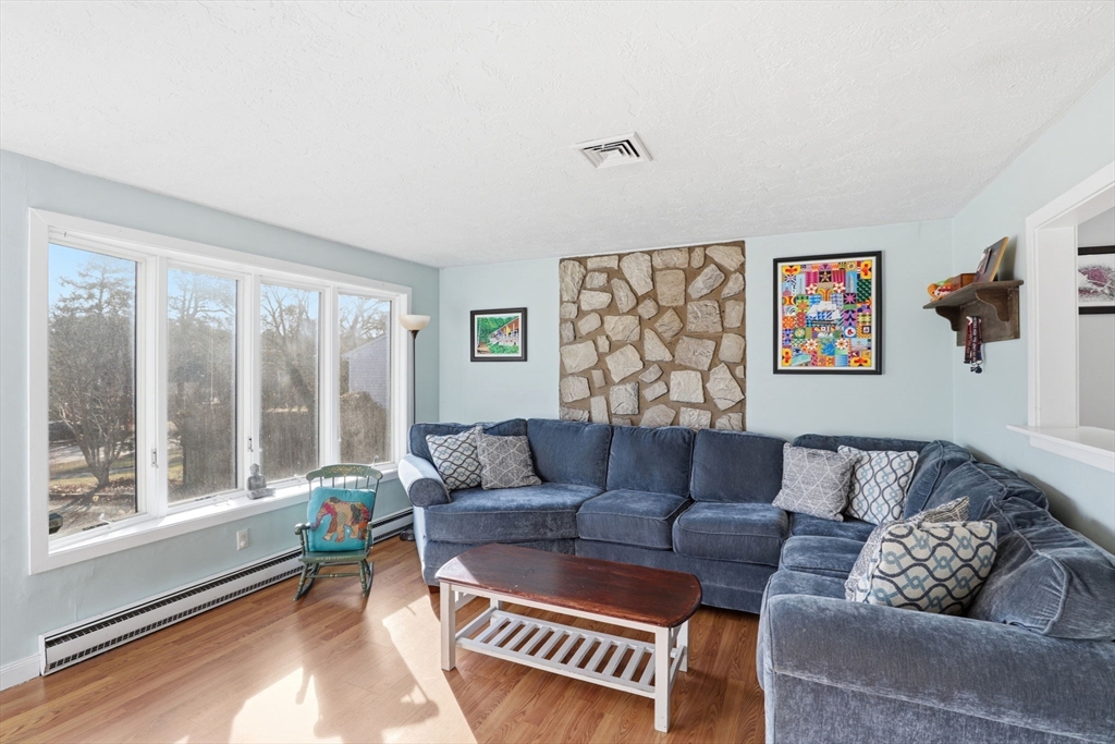 1661 State Road Plymouth, MA 02360 - Photo 3 of 24