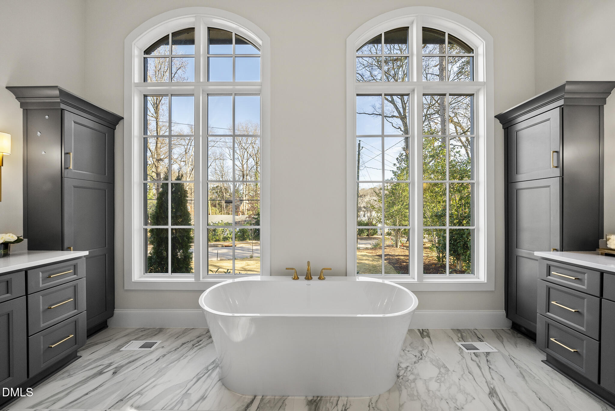 1221 Dixie Trail Raleigh, NC 27607 - Photo 21 of 42 Primary Bathroom