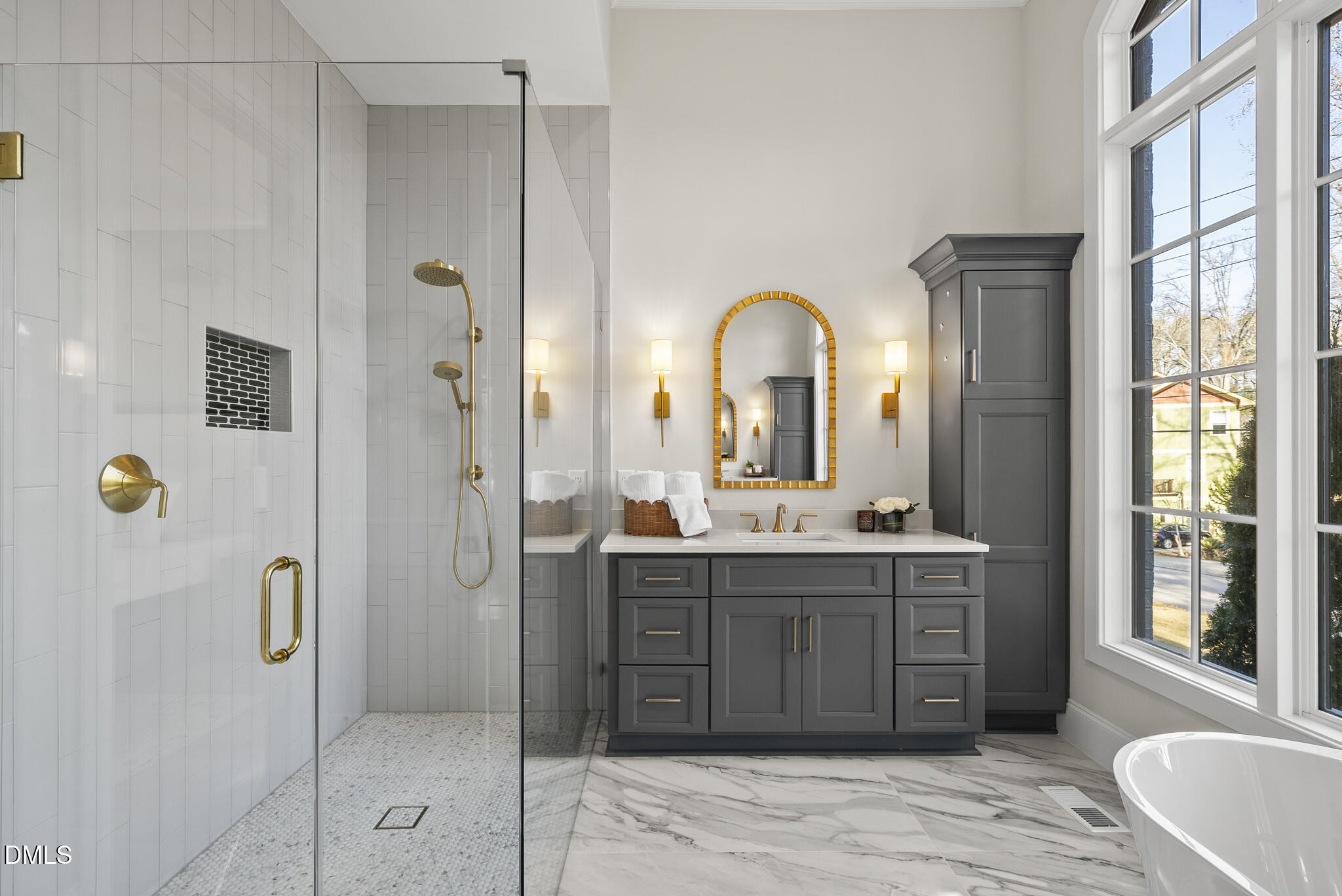 1221 Dixie Trail Raleigh, NC 27607 - Photo 23 of 42 Primary Bathroom