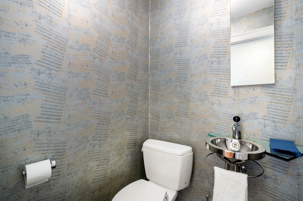 45 Morse Road Newton, MA 02460 - Photo 16 of 42