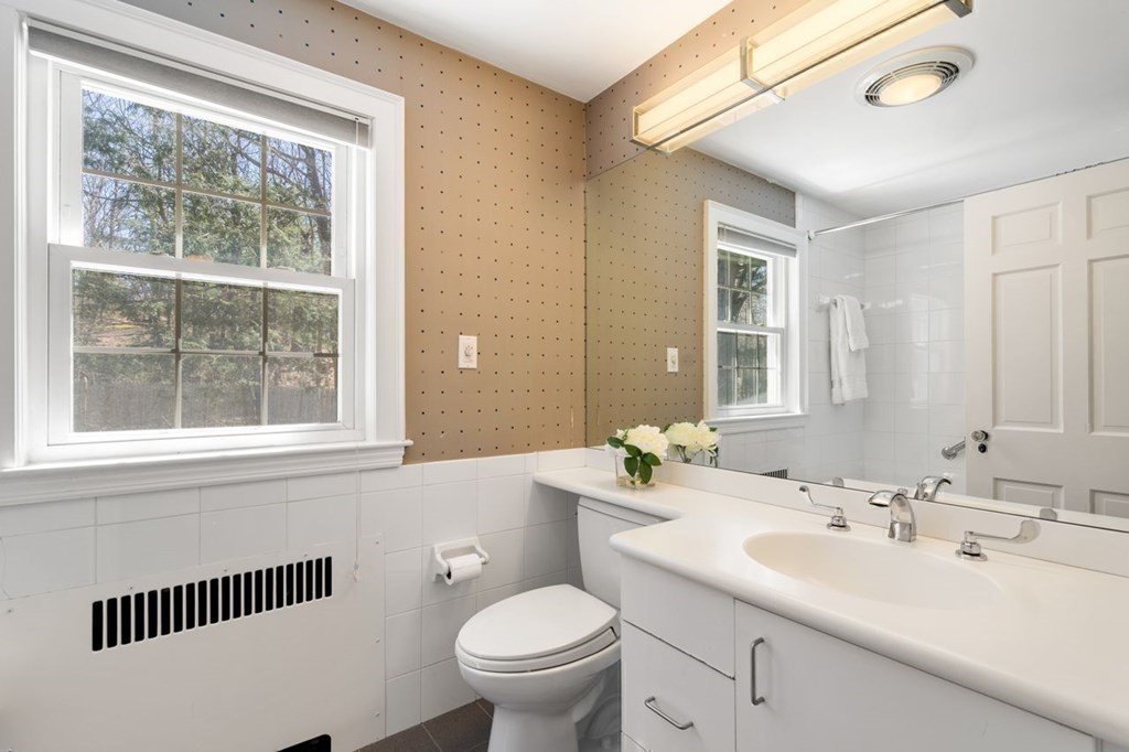 45 Morse Road Newton, MA 02460 - Photo 21 of 42