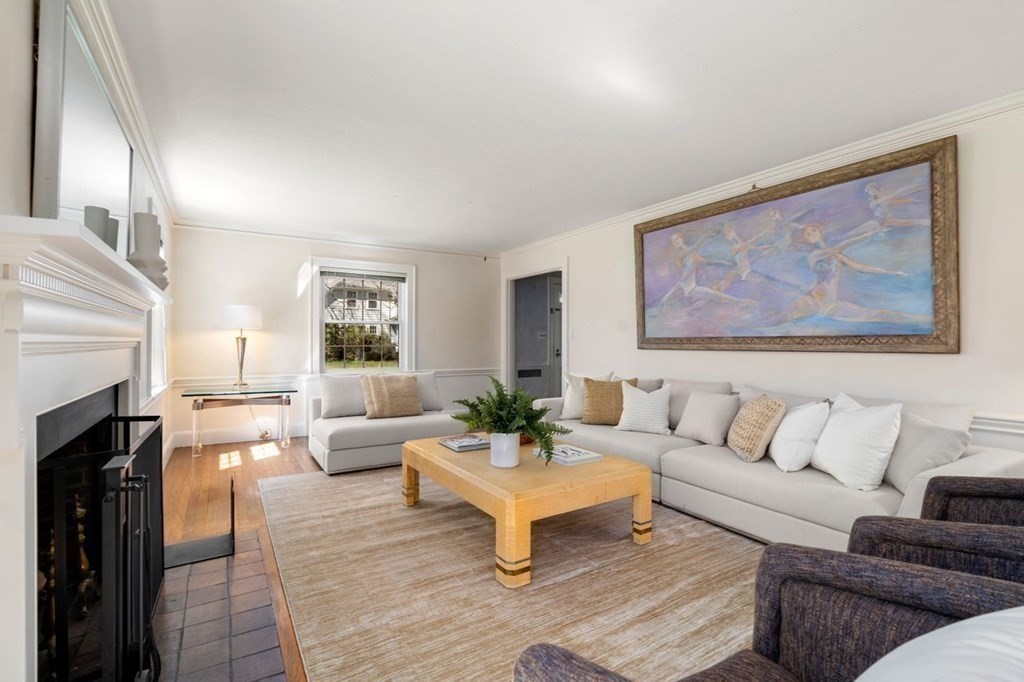 45 Morse Road Newton, MA 02460 - Photo 6 of 42