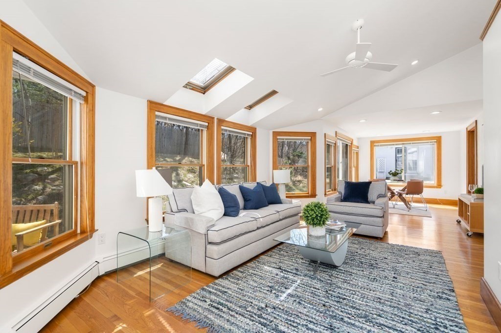 45 Morse Road Newton, MA 02460 - Photo 9 of 42