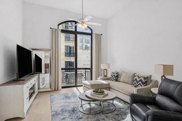 $4,500 | 701 South Olive Avenue, Unit 305, West Palm Beach, FL 33401