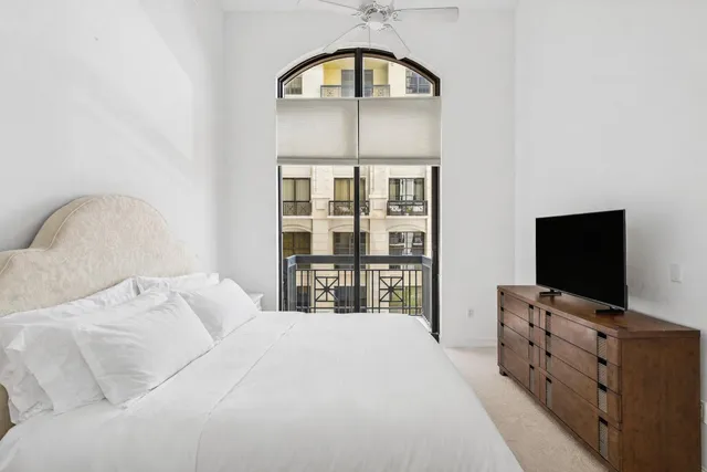 $4,500 | 701 South Olive Avenue, Unit 305, West Palm Beach, FL 33401