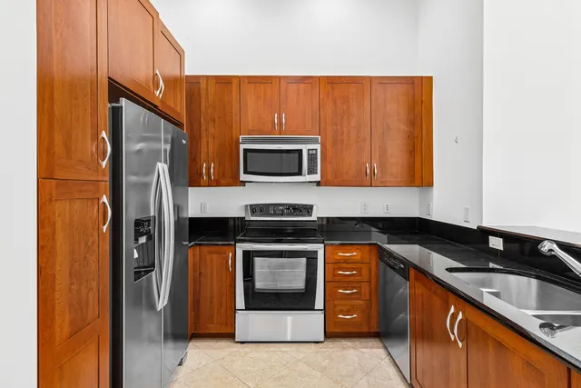 $4,500 | 701 South Olive Avenue, Unit 305, West Palm Beach, FL 33401