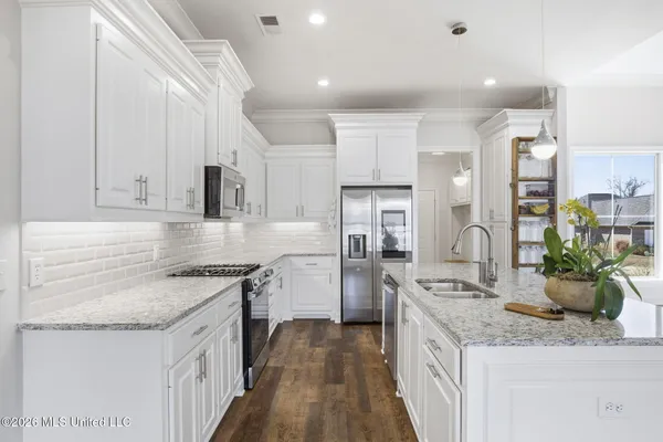 $339,000 | 204 Ashbury Cove, Canton, MS 39046