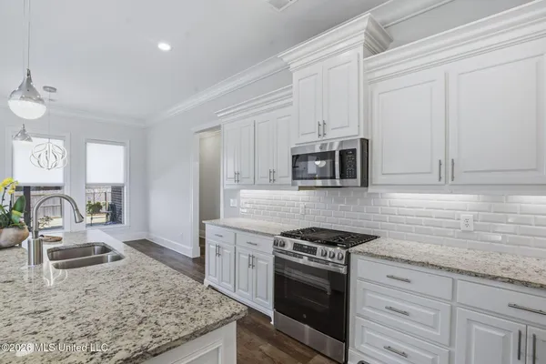 $339,000 | 204 Ashbury Cove, Canton, MS 39046