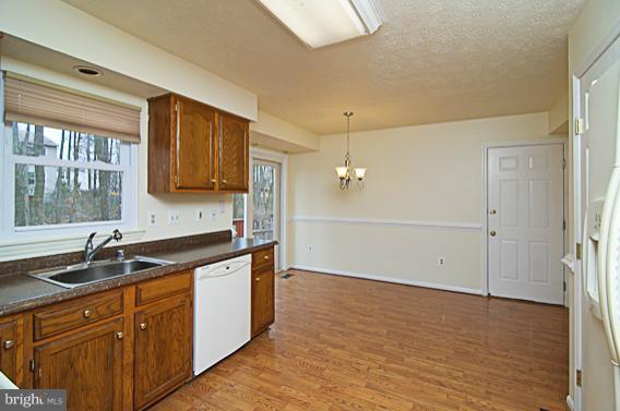9055 Manorwood Road Laurel, MD 20723 - Photo 2 of 26 Kitchen