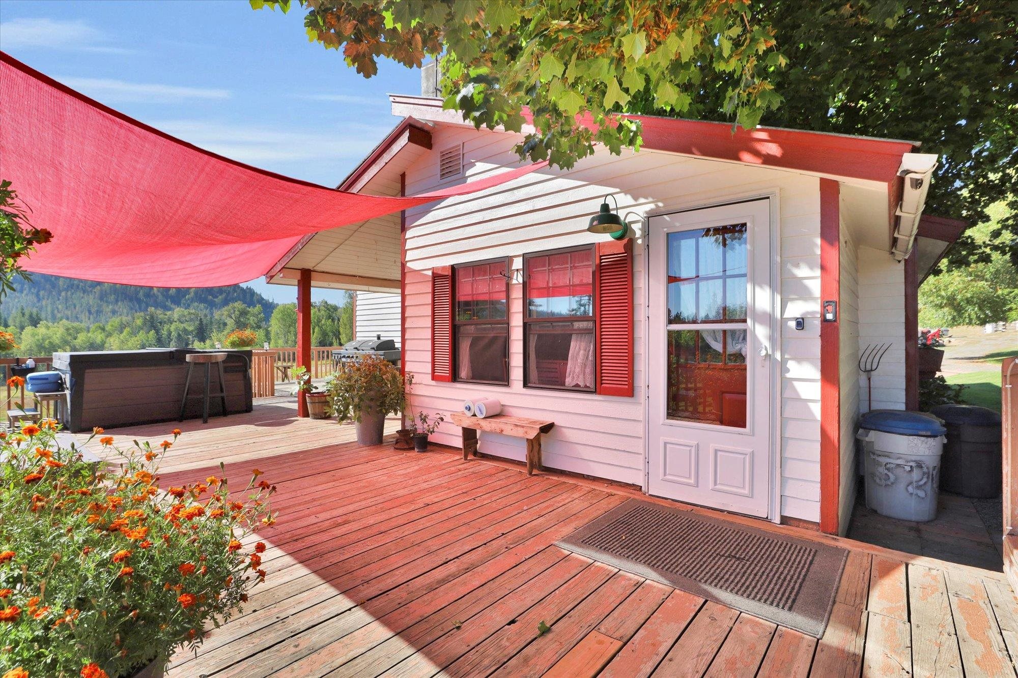 131 Country Lane Newport, WA 99156 - Photo 3 of 43