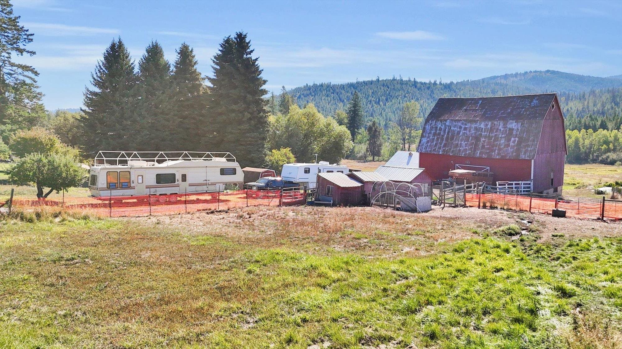 131 Country Lane Newport, WA 99156 - Photo 42 of 43