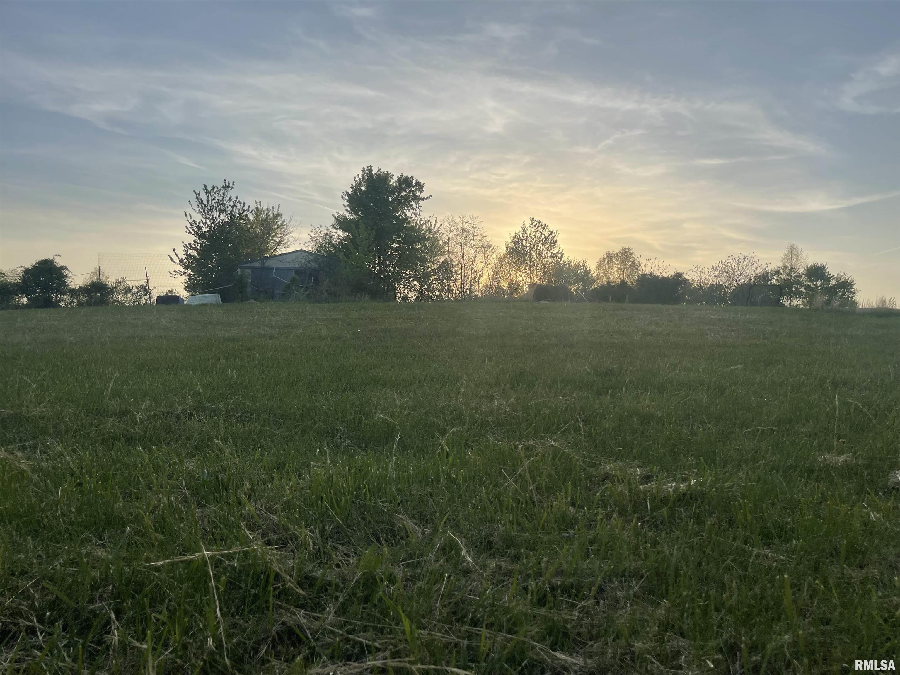 14807 East Base Line Road Dix, IL 62830 - Photo 1 of 9