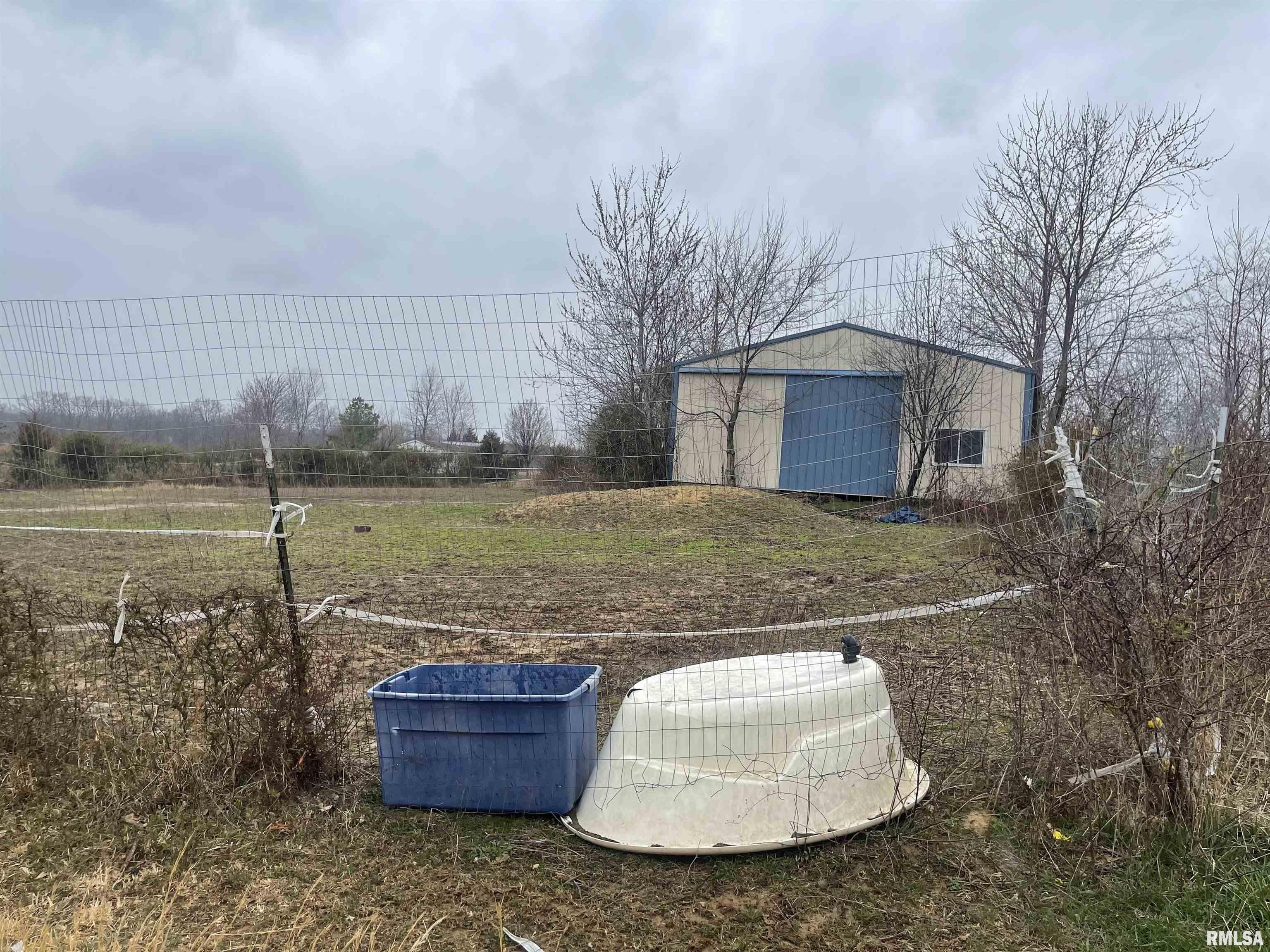 14807 East Base Line Road Dix, IL 62830 - Photo 5 of 9