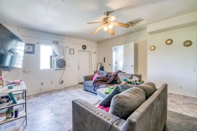 $675,000 | 3155 South Walnut Avenue, Fresno, CA 93706