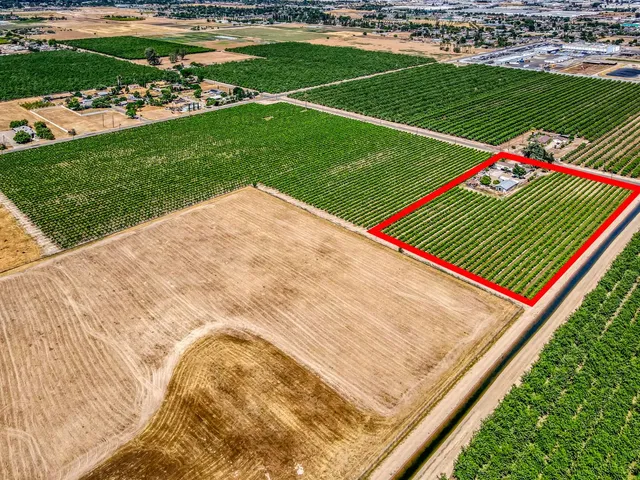 $675,000 | 3155 South Walnut Avenue, Fresno, CA 93706