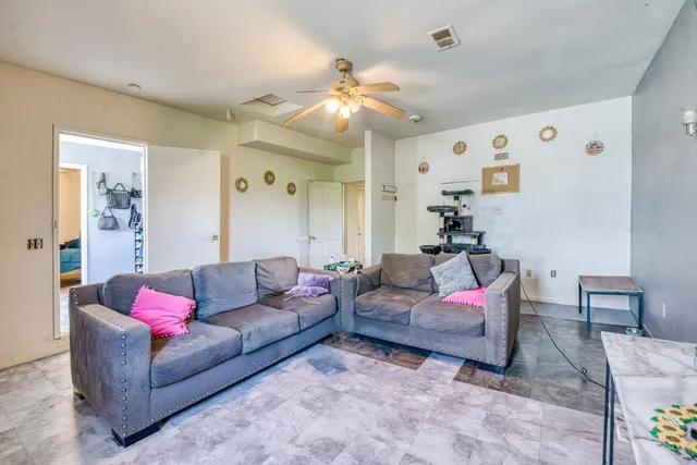 $675,000 | 3155 South Walnut Avenue, Fresno, CA 93706