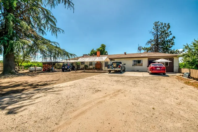 $675,000 | 3155 South Walnut Avenue, Fresno, CA 93706