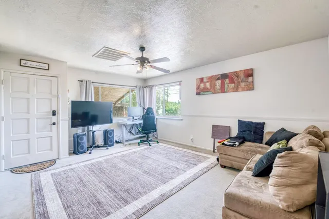 $675,000 | 3155 South Walnut Avenue, Fresno, CA 93706