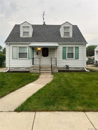 $165,000 | 8277 Sterling Street, Center Line, MI 48015