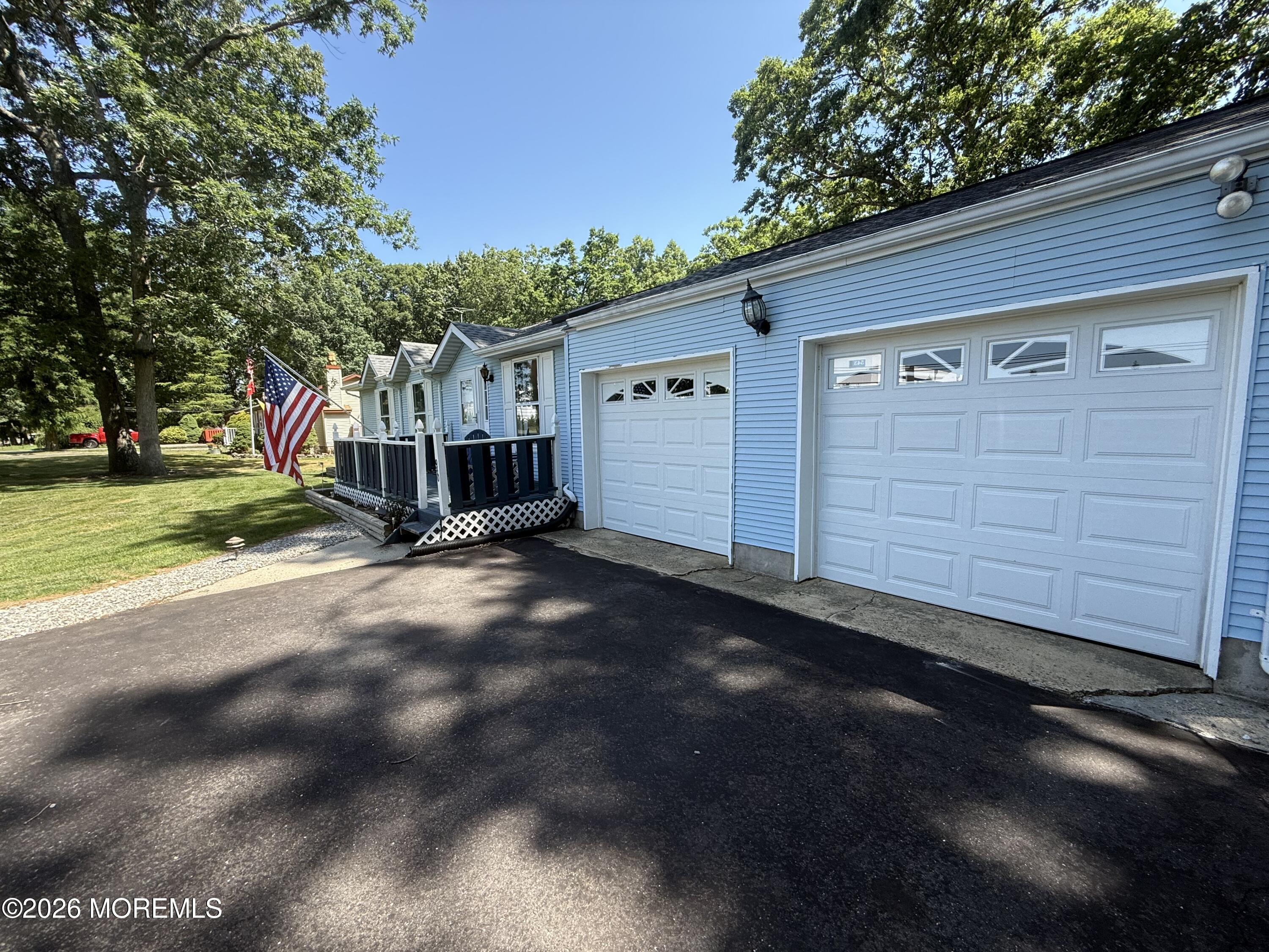 940 Anderson Road Jackson, NJ 08527 - Photo 2 of 24 IMG_1074