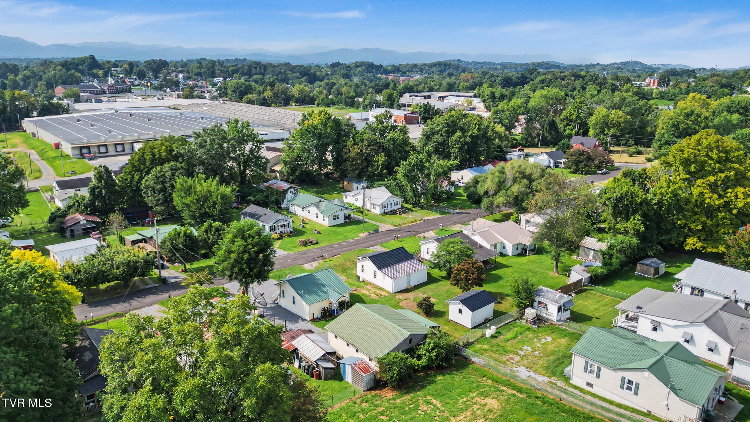317 Biddle Street Greeneville, TN 37745 - Photo 37 of 39 43_dji_0942_