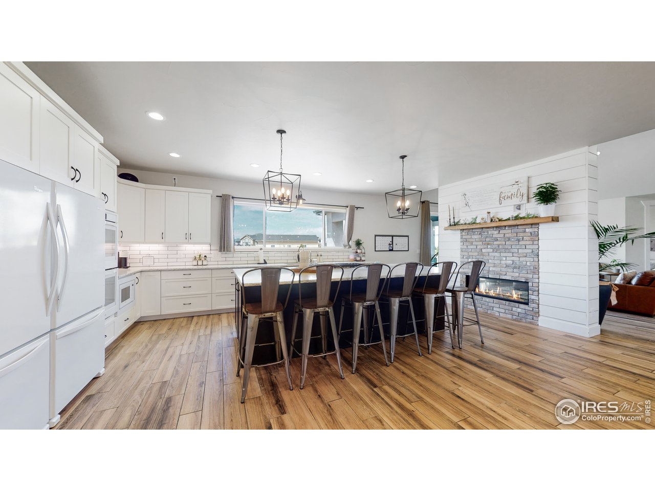 3401 Memory Place Berthoud, CO 80513 - Photo 4 of 39