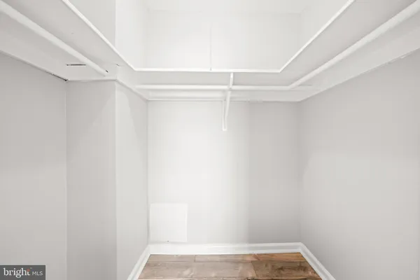 $2,650 | 1300 South Arlington Ridge Road, Unit 702, Arlington, VA 22202