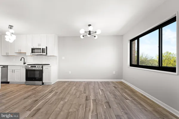 $2,650 | 1300 South Arlington Ridge Road, Unit 702, Arlington, VA 22202