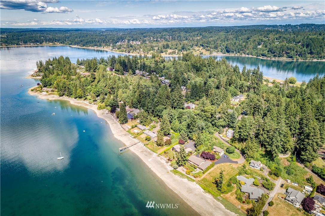 3063 Rocky Point Road Northwest Bremerton, WA 98312 - Photo 3 of 40 Gallery Image 3