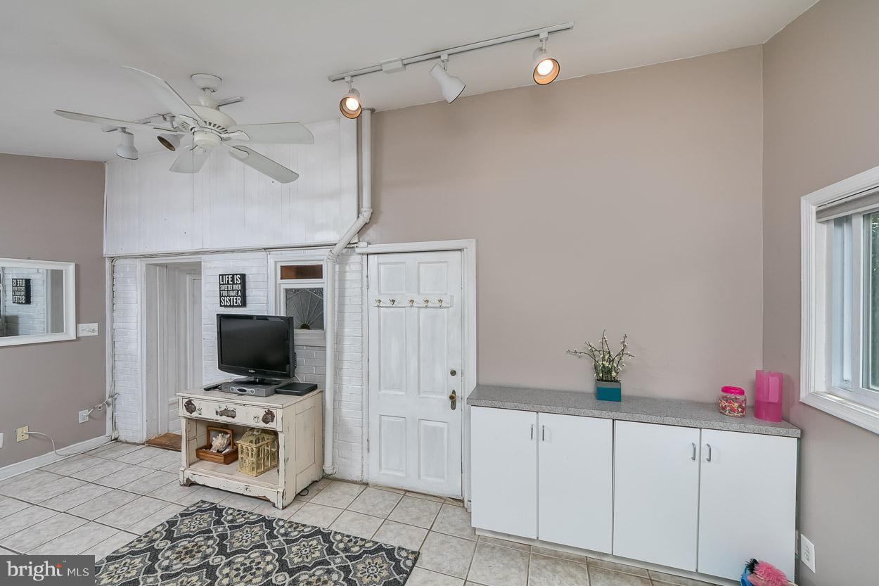 312 Worthington Road Baltimore, MD 21286 - Photo 14 of 30 Interior (General)
