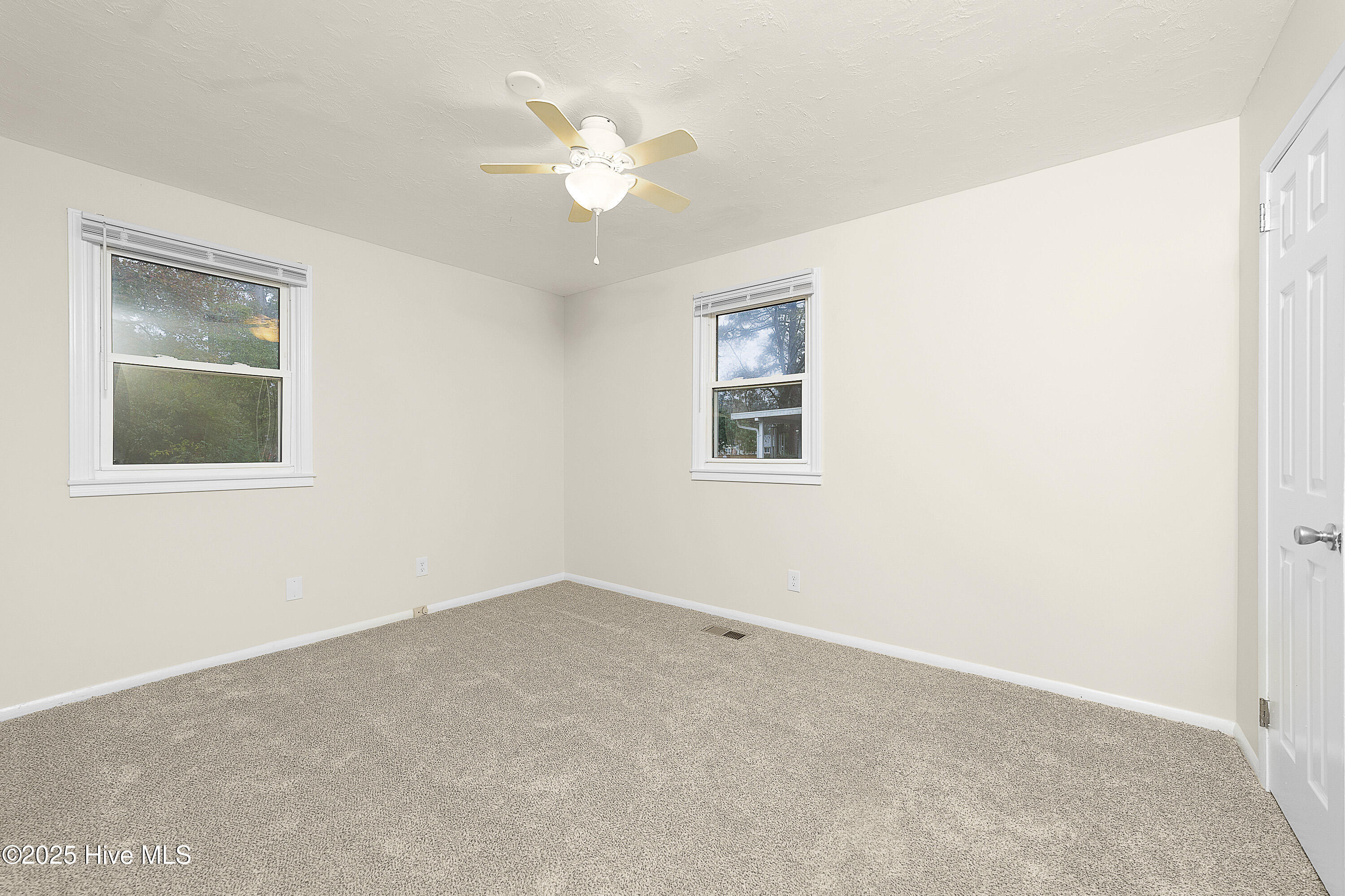 404 Decatur Road Jacksonville, NC 28540 - Photo 13 of 23 Second Bedroom