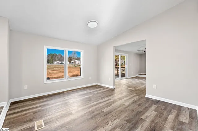 $249,900 | 200 Country Walk Lane, Simpsonville, SC 29680