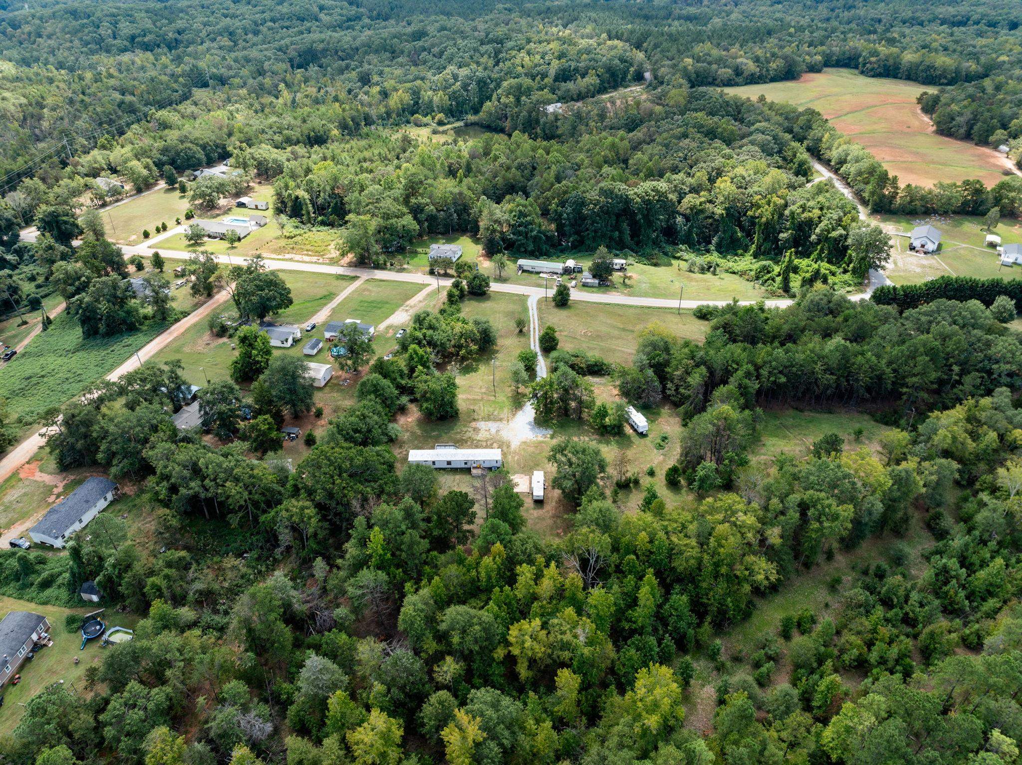 1723 Shaw Road Woodruff, SC 29388 - Photo 13 of 37