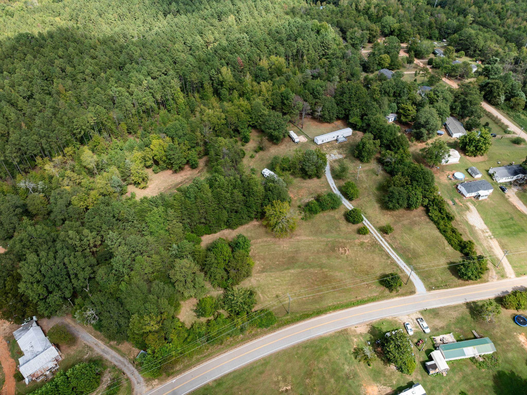 1723 Shaw Road Woodruff, SC 29388 - Photo 9 of 37
