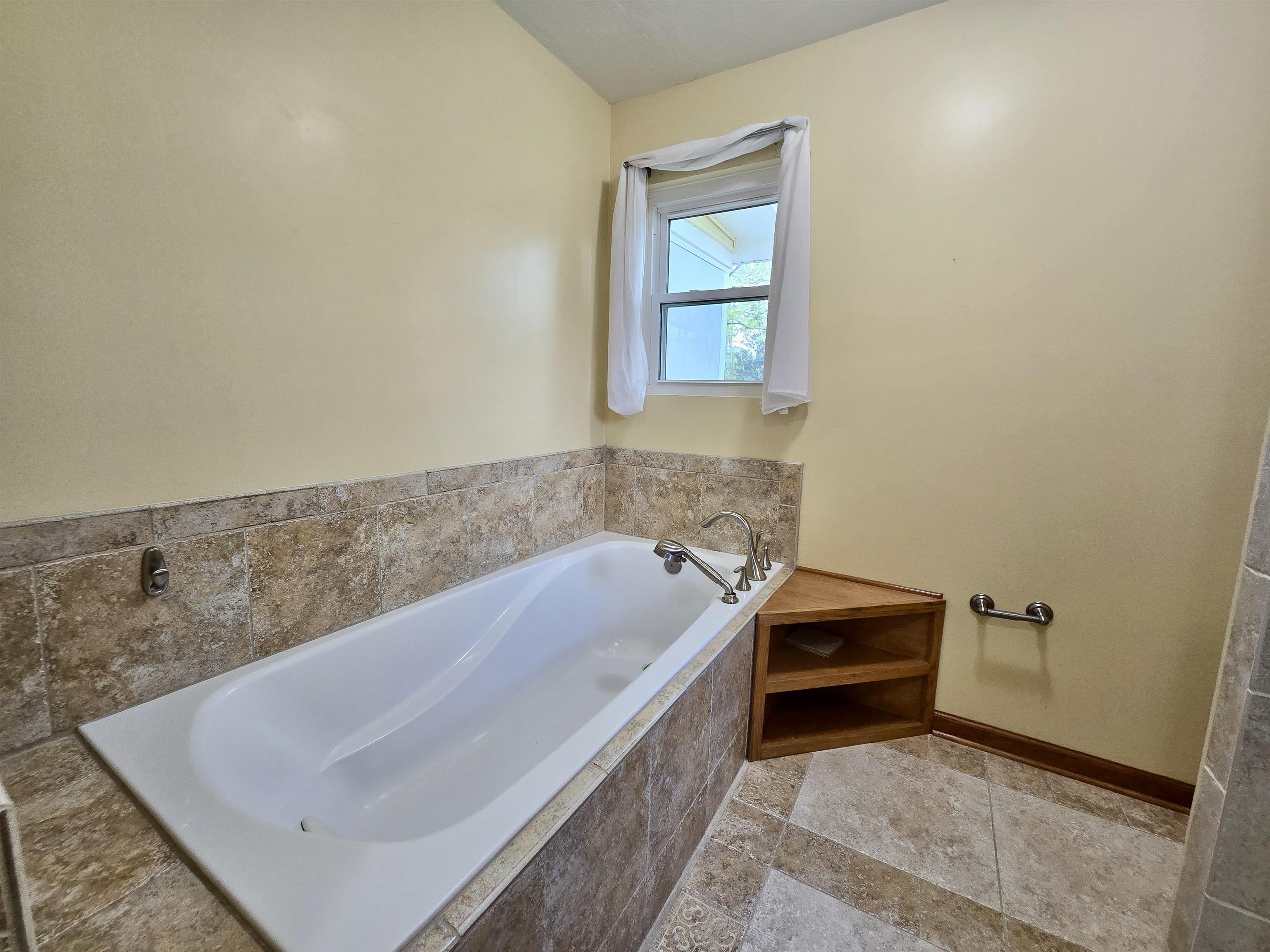 4404 Rockingham Road Tallahassee, FL 32303 - Photo 23 of 42