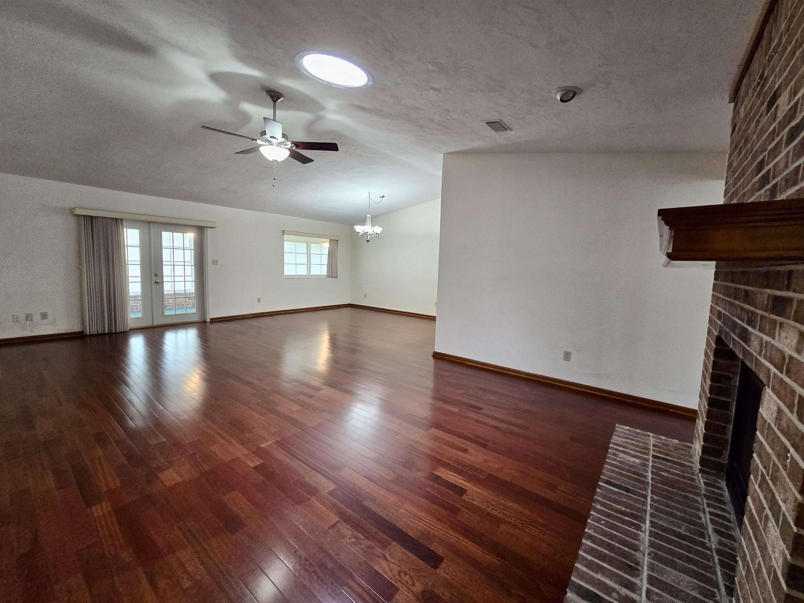 4404 Rockingham Road Tallahassee, FL 32303 - Photo 4 of 42